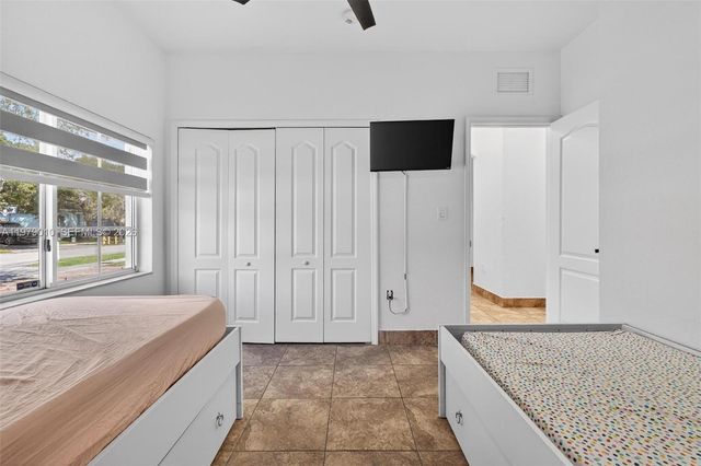 21143 SW 92nd Pl, Cutler Bay, FL 33189