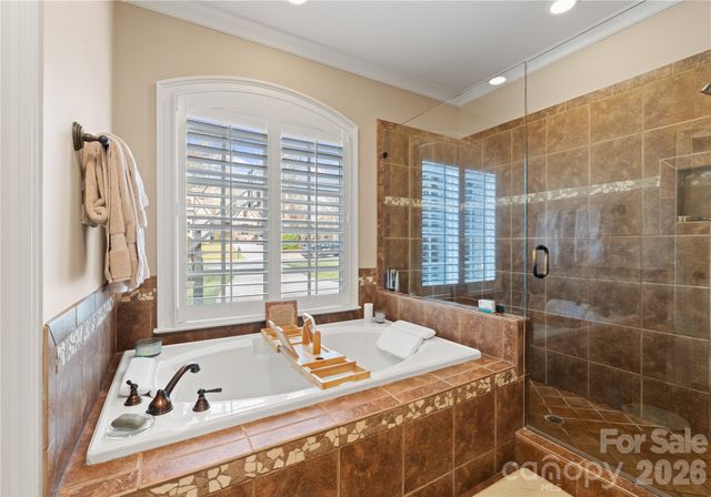 1405 Elmsford Lane, Matthews, NC 28105