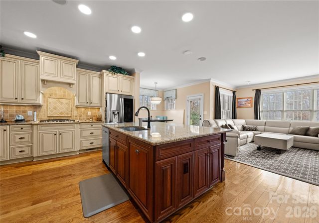 1405 Elmsford Lane, Matthews, NC 28105