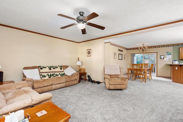 249 Berry Drive, Wisconsin Dells, WI 53965
