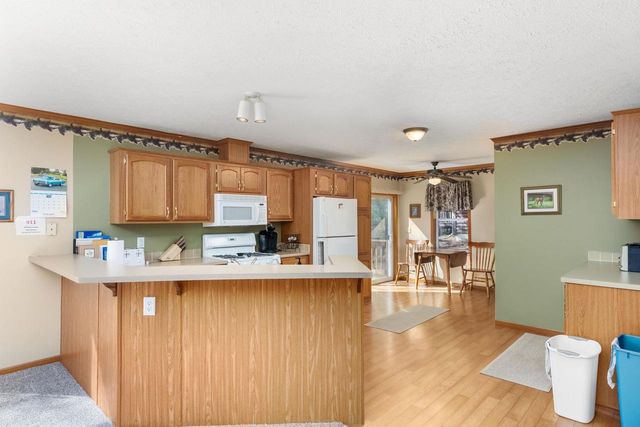 249 Berry Drive, Wisconsin Dells, WI 53965