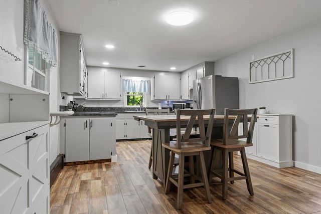 149 North St, East Brookfield, MA 01515