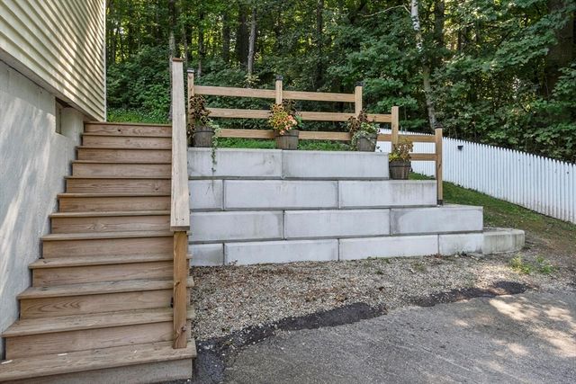 149 North St, East Brookfield, MA 01515
