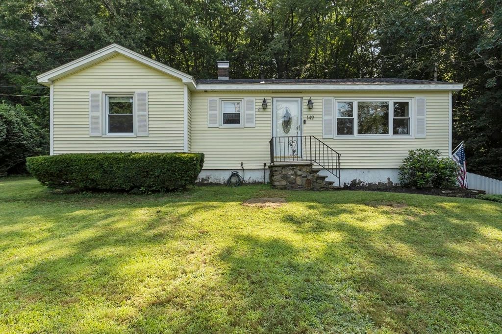 149 North St, East Brookfield, MA 01515