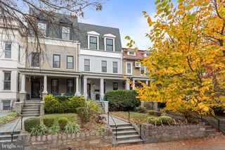 1221 KENYON ST NW #2, Washington, DC 20010