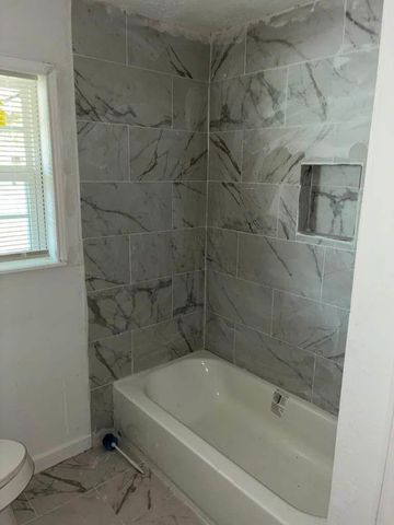 1918 Hampton Street, Houston, TX 77088
