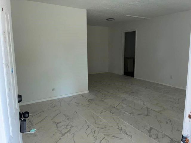1918 Hampton Street, Houston, TX 77088