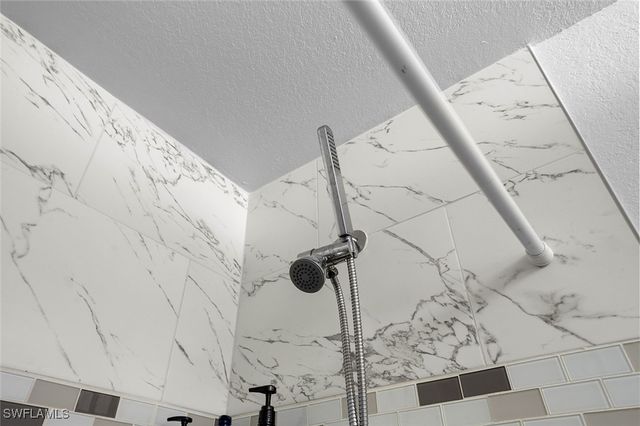 3245 43rd AVE NE, Naples, FL 34120