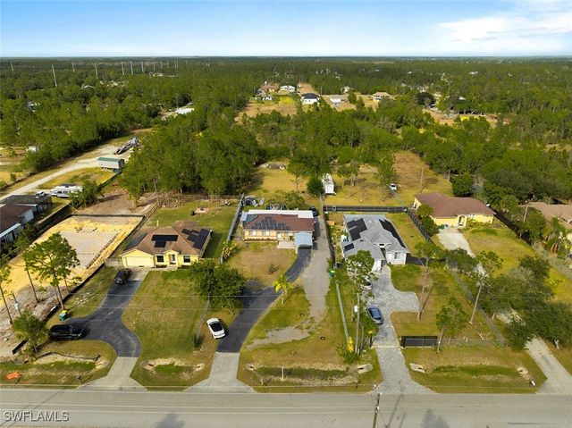 3245 43rd AVE NE, Naples, FL 34120