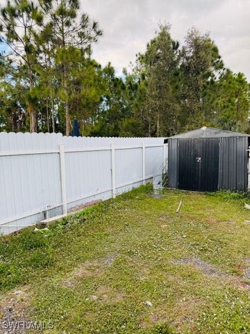 3245 43rd AVE NE, Naples, FL 34120