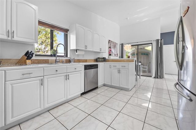 13648 SW 286th Ter, Homestead, FL 33033