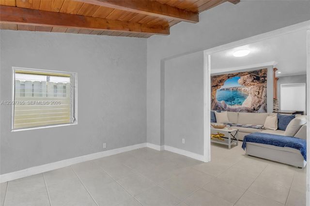 921 N 31st Court, Hollywood, FL 33021