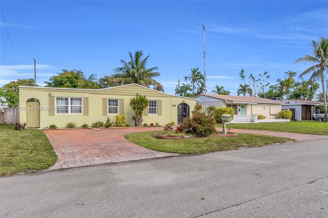 921 N 31st Court, Hollywood, FL 33021