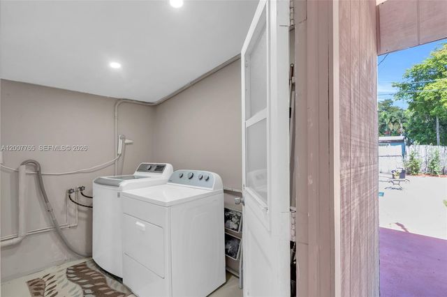 921 N 31st Court, Hollywood, FL 33021