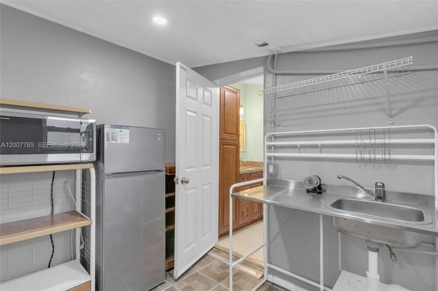 921 N 31st Court, Hollywood, FL 33021