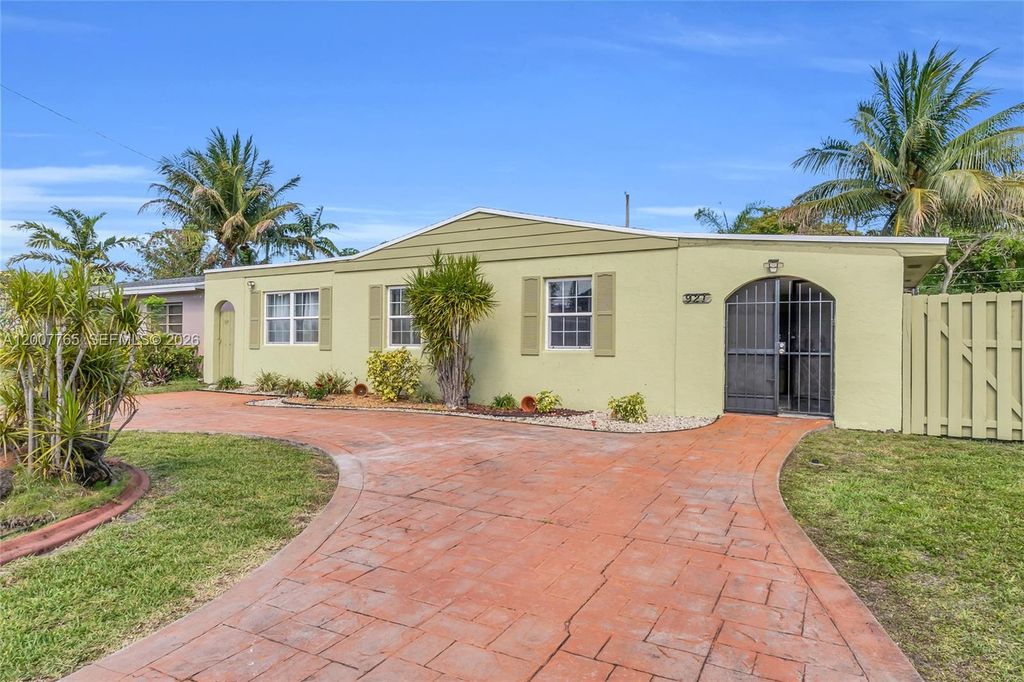 921 N 31st Court, Hollywood, FL 33021