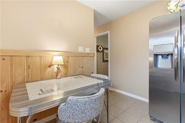 7010 W 65th Terrace, Overland Park, KS 66202