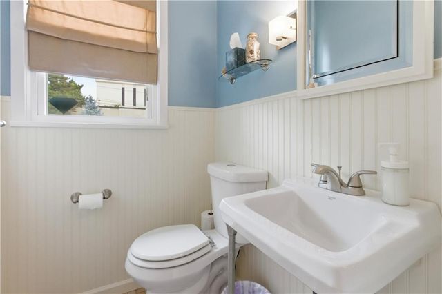 7010 W 65th Terrace, Overland Park, KS 66202