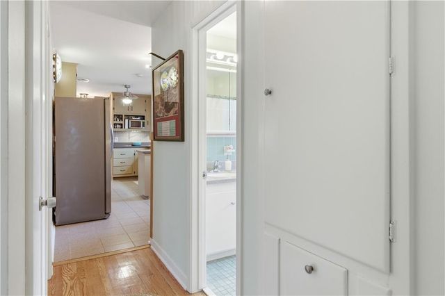 7010 W 65th Terrace, Overland Park, KS 66202