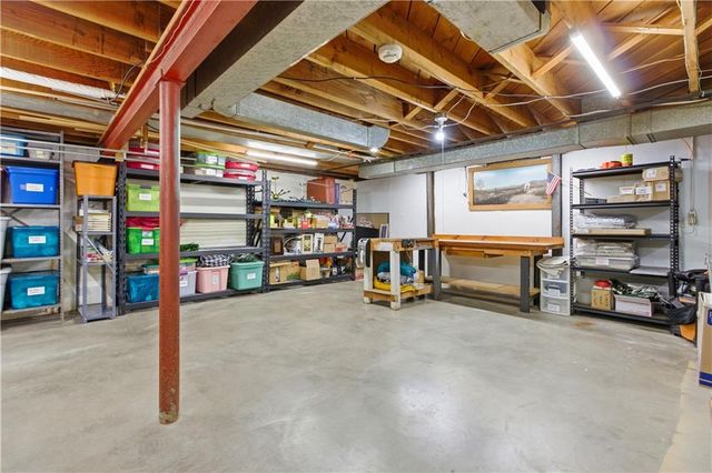 7010 W 65th Terrace, Overland Park, KS 66202