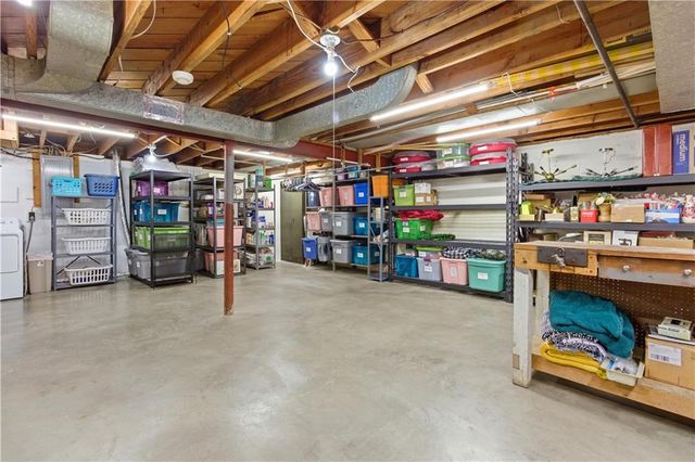 7010 W 65th Terrace, Overland Park, KS 66202
