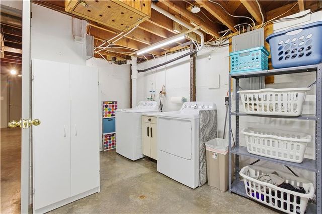 7010 W 65th Terrace, Overland Park, KS 66202