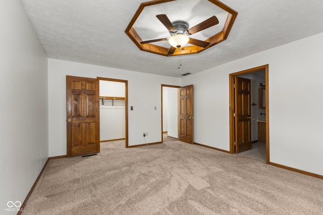 7624 Quail Ridge N, Plainfield, IN 46168