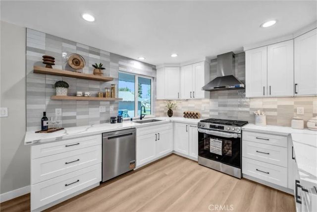 7060 Santa Ana, Buena Park, CA 90620