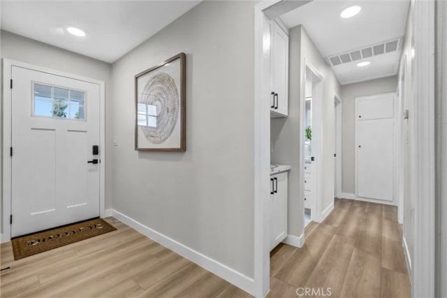7060 Santa Ana, Buena Park, CA 90620