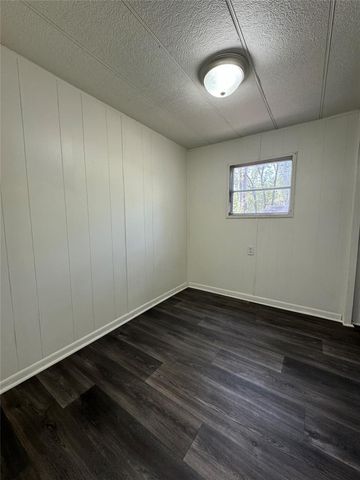 104A N 1st Street, Livingston, TX 77351