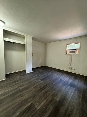 104A N 1st Street, Livingston, TX 77351