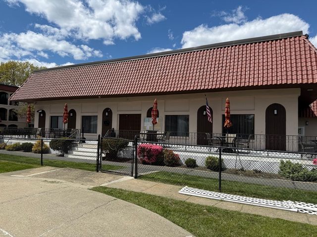 685 Oak 5-10, Brockton, MA 02301
