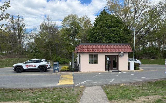 685 Oak 5-10, Brockton, MA 02301