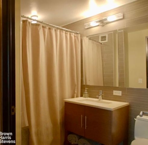 505 W 47th St Apt 6AS, New York City, NY 10036