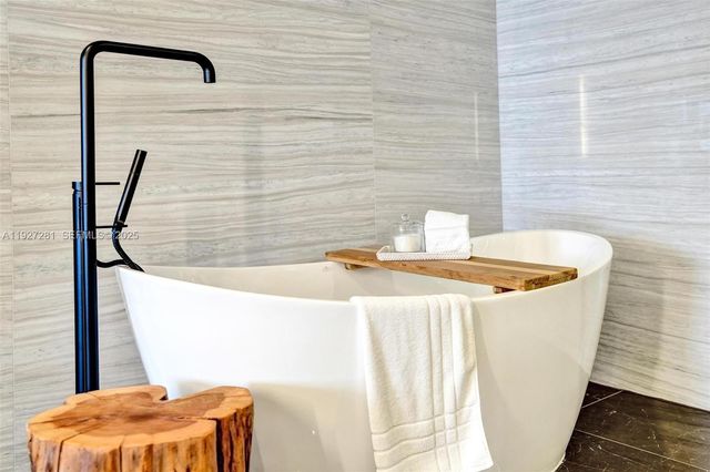 2200 N Ocean Blvd S1701, Fort Lauderdale, FL 33305