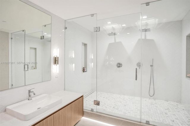 2200 N Ocean Blvd S1701, Fort Lauderdale, FL 33305