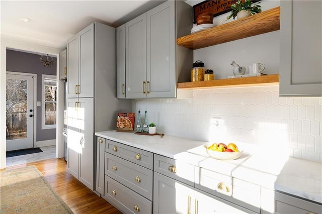 557 Manford SW Road, Atlanta, GA 30310