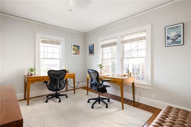 557 Manford SW Road, Atlanta, GA 30310