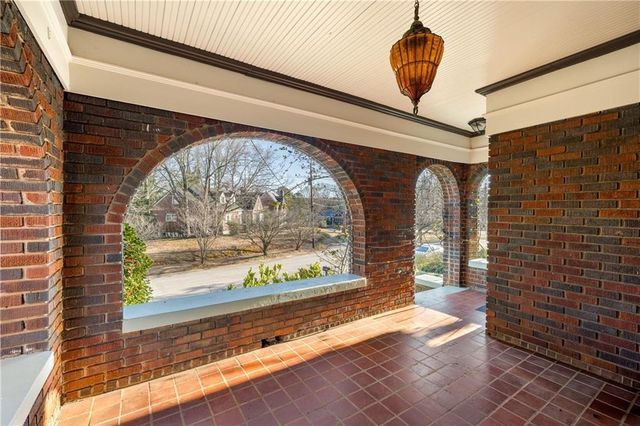 557 Manford SW Road, Atlanta, GA 30310