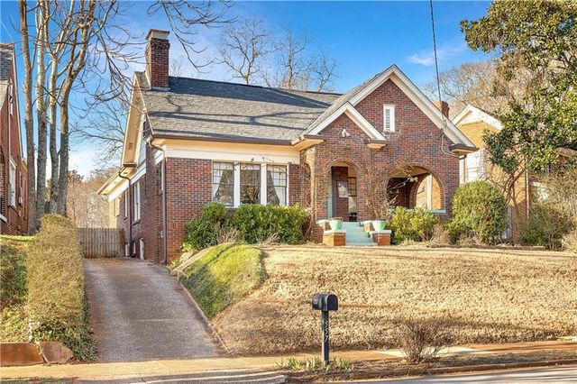 557 Manford SW Road, Atlanta, GA 30310