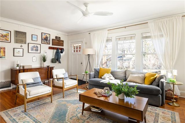 557 Manford SW Road, Atlanta, GA 30310