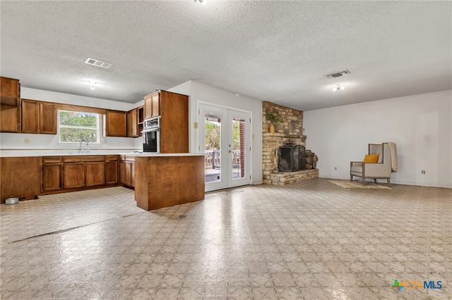 1608 Old Ranch Road 12, San Marcos, TX 78666