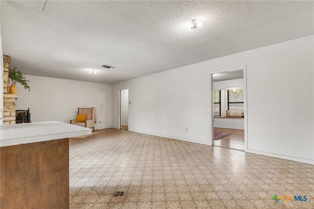 1608 Old Ranch Road 12, San Marcos, TX 78666