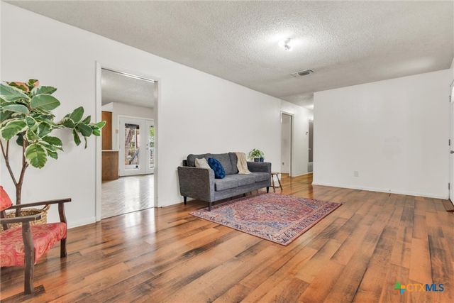 1608 Old Ranch Road 12, San Marcos, TX 78666