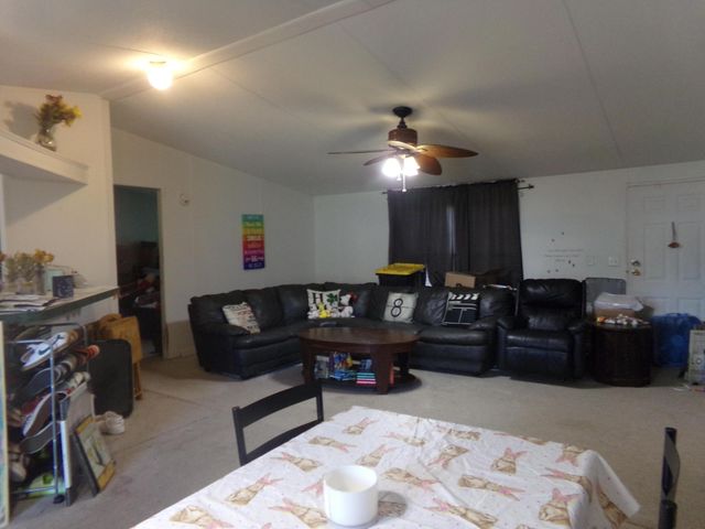 89 S Stuart Circle, Greenacres, FL 33463