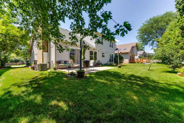 2238 Gleneagles Drive, Naperville, IL 60565