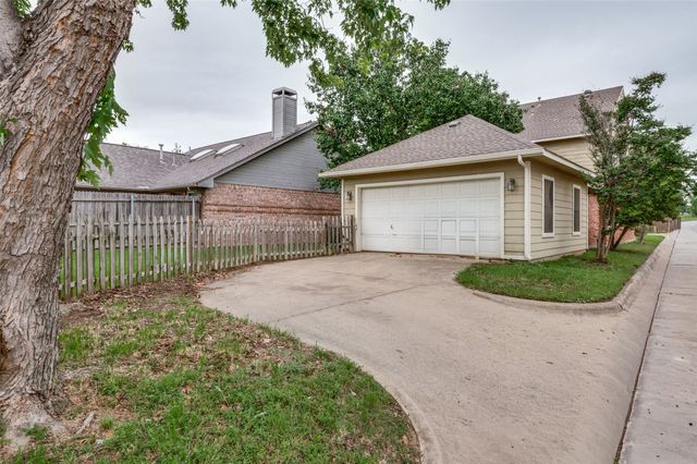 1156 Bent Oaks Drive, Denton, TX 76210