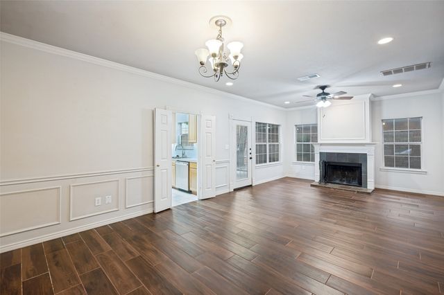 1156 Bent Oaks Drive, Denton, TX 76210