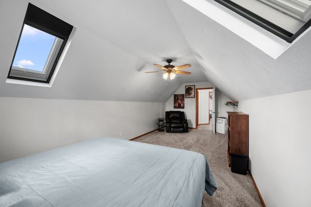 850 W PRICE Street, Eldridge, IA 52748