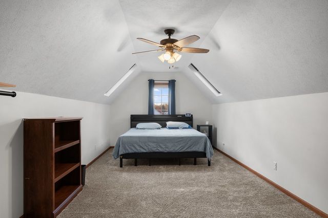 850 W PRICE Street, Eldridge, IA 52748